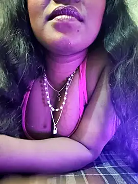 Snapshot of Lovely_Payal chatting on 11/24/25, 03:23 Lovely Payal online show from 11/24/25, 03:23