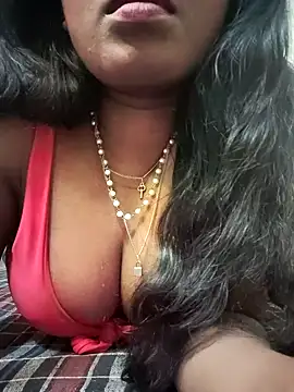 Snapshot of Lovely_Payal chatting on 12/04/25, 02:04 Lovely Payal online show from 12/04/25, 02:04