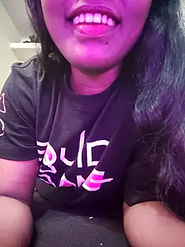 Snapshot of Lovely_Payal chatting on 12/14/25, 11:26 Lovely Payal online show from 12/14/25, 11:26