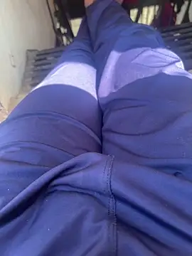 Snapshot of umaaNorth chatting on 11/15/25, 08:00 umaaNorth online show from 11/15/25, 08:00