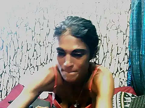 Snapshot of Epic_indian_sky chatting on 11/29/25, 06:27 Epic indian sky online show from 11/29/25, 06:27