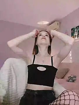 Snapshot of Stacey_Will chatting on 07/12/26, 06:32 Stacey Will online show from 07/12/26, 06:32