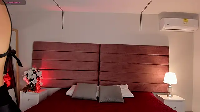 LittleVaale online show from 12/19/25, 11:17