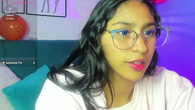 Snapshot of paulacastilla chatting on 10/29/25, 02:19 paulacastilla online show from 10/29/25, 02:19