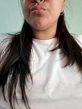 morenalatinaa online show from 01/08/26, 01:46