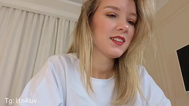 AIicaparkerc online show from 11/10/25, 09:36