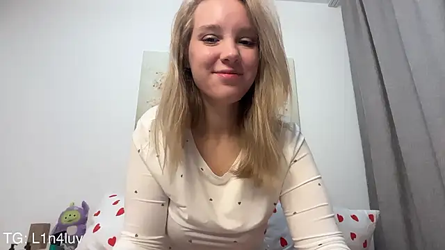 AIicaparkerc online show from 02/01/26, 12:31