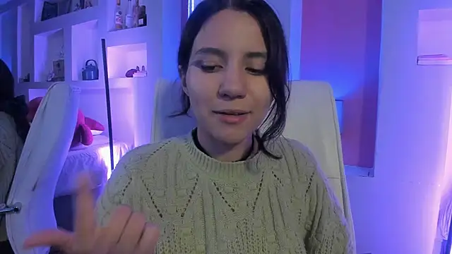 HollyPeach online show from 03/26/26, 07:41