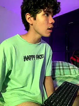 Im Camii online show from 10/31/25, 05:25