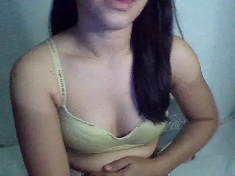 cocomum online show from 04/10/26, 05:12