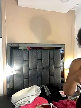 SofiRuiz  online show from 11/11/25, 03:39