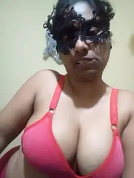 Expose Queen online show from 01/10/26, 04:53