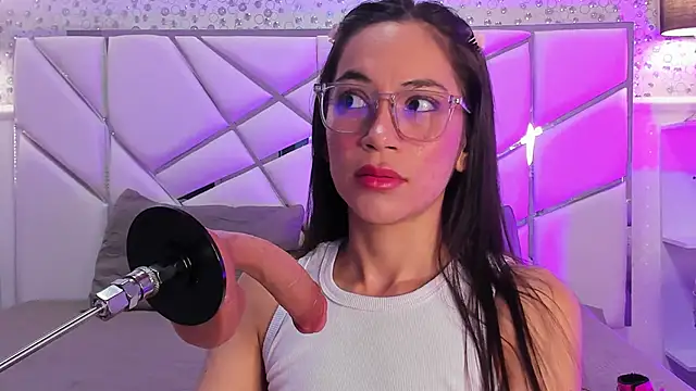 GabbiePrice online show from 03/16/26, 12:09