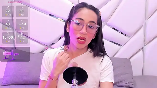 GabbiePrice online show from 05/18/26, 01:28
