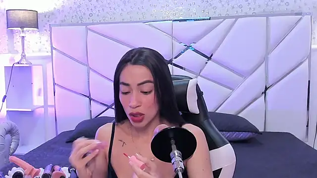 GabbiePrice online show from 05/23/26, 12:31