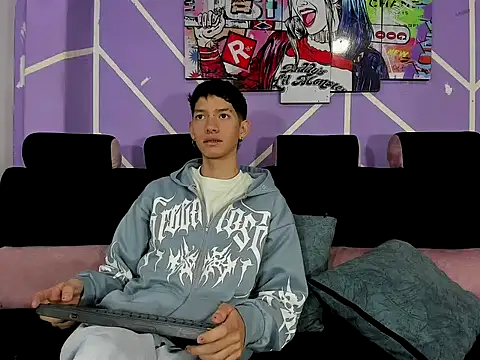 heyy noah11 online show from 02/13/26, 01:29