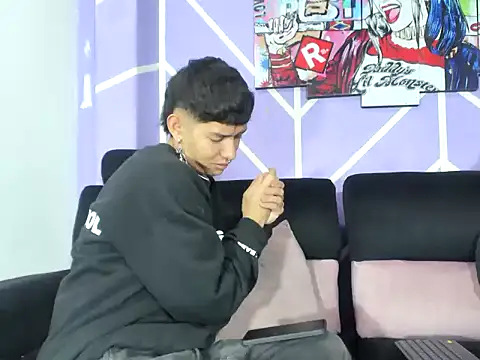 heyy noah11 online show from 04/16/26, 01:12