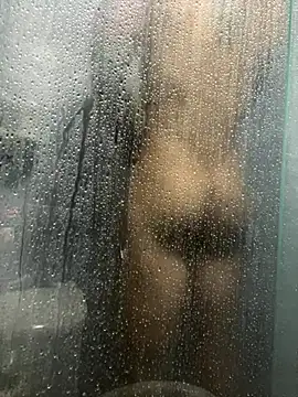 Molotov Explosive online show from 11/09/25, 09:46