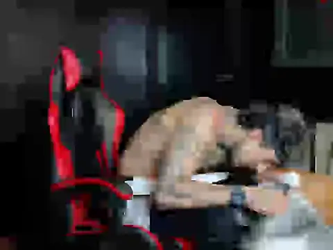 Molotov Explosive online show from 11/21/25, 09:35