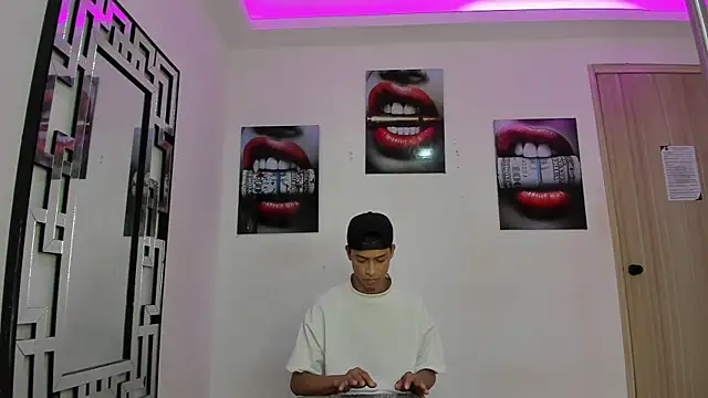 EMPIRE BOYS1 online show from 12/01/25, 07:30