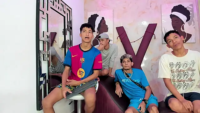 EMPIRE BOYS1 online show from 01/31/26, 07:34