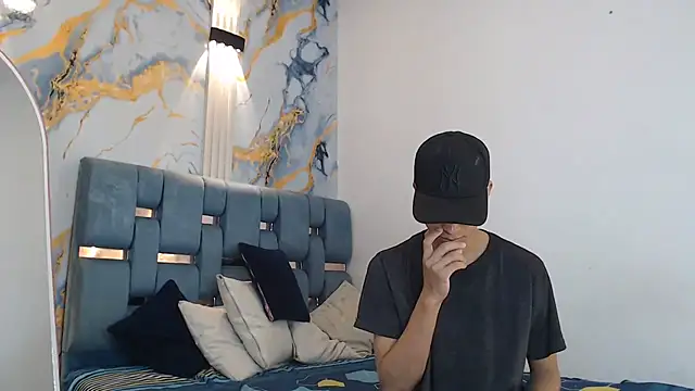 EMPIRE BOYS1 online show from 02/21/26, 07:37