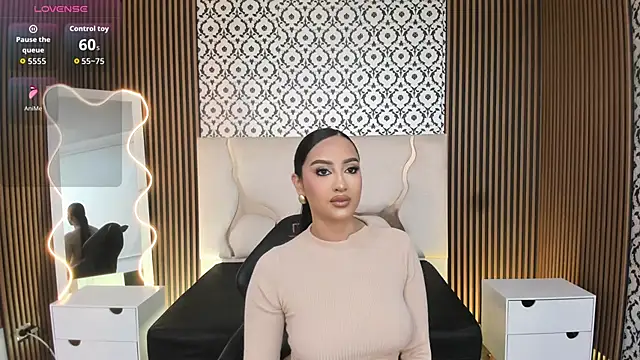 BEELLA TAY1 online show from 11/11/25, 02:17