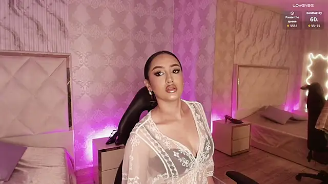 BEELLA TAY1 online show from 11/26/25, 01:34