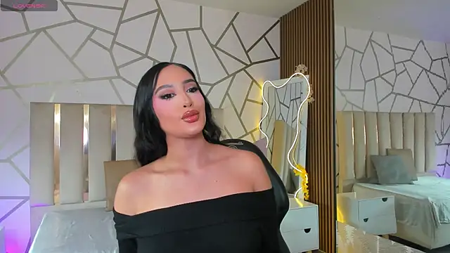 BEELLA TAY1 online show from 04/15/26, 08:53