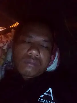 Dothanhthuan555 online show from 03/18/26, 01:36