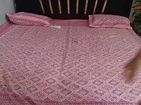 hii tanisha online show from 10/24/25, 05:04