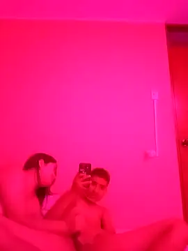 Snapshot of xcodigorojo chatting on 11/04/25, 06:23 xcodigorojo online show from 11/04/25, 06:23