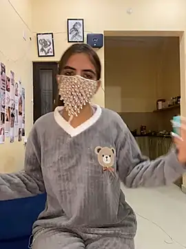 deepikaa aroraa online show from 01/11/26, 04:23