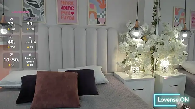 Isabella  gonzalez  online show from 11/07/25, 05:40