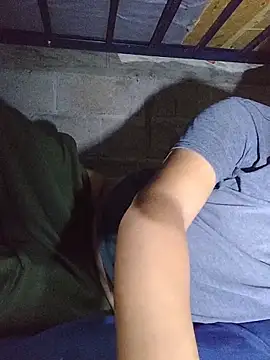 Snapshot of axel-spr chatting on 10/31/25, 05:08 axel-spr online show from 10/31/25, 05:08