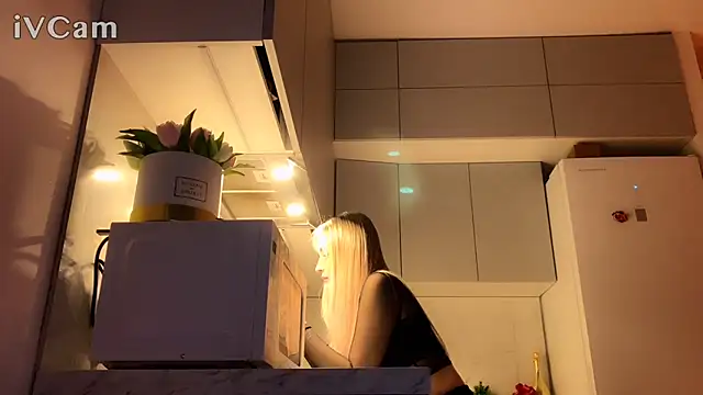 Snapshot of Biryanna chatting on 02/25/26, 09:46 Biryanna online show from 02/25/26, 09:46