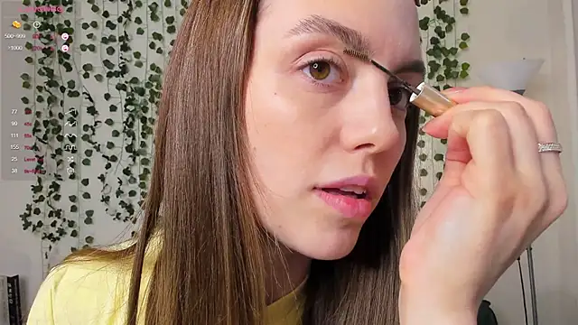 Snapshot of sweet_and_flirt chatting on 10/24/25, 07:27 sweet and flirt online show from 10/24/25, 07:27