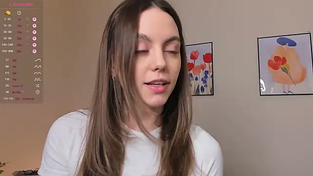 Snapshot of sweet_and_flirt chatting on 12/05/25, 06:44 sweet and flirt online show from 12/05/25, 06:44