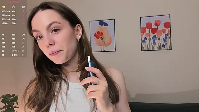 Snapshot of sweet_and_flirt chatting on 01/13/26, 06:51 sweet and flirt online show from 01/13/26, 06:51