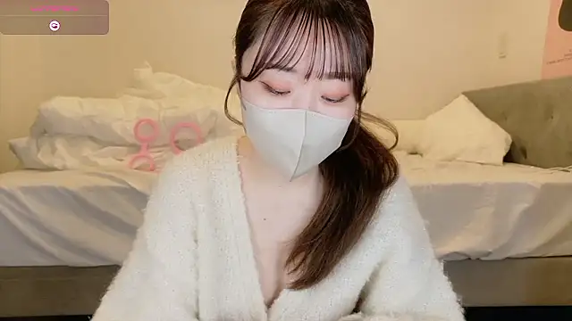 yura ra ra online show from 05/13/26, 01:08