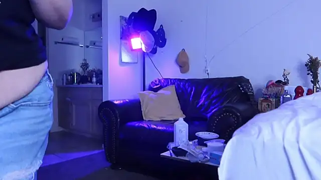 BellaBlueBBW online show from 02/08/25, 09:13