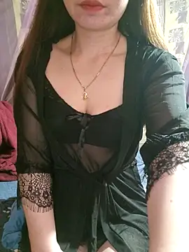 LeanaLy online show from 02/11/26, 01:10