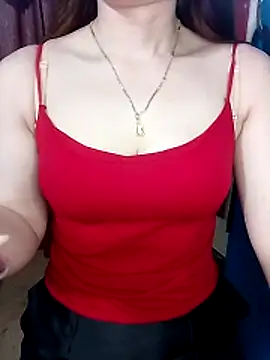 LeanaLy online show from 04/16/26, 12:33