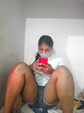 Snapshot of PG_girl_12th chatting on 12/16/25, 06:35 PG girl 12th online show from 12/16/25, 06:35