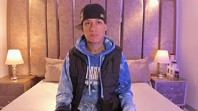 GaelCarter online show from 10/25/25, 01:02