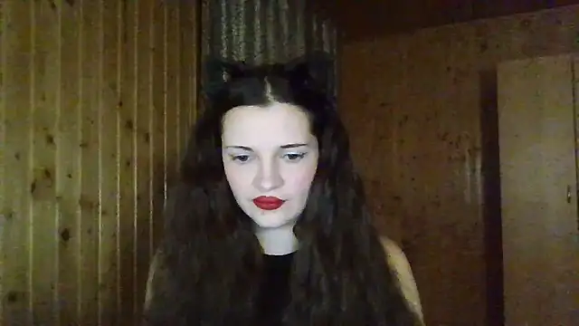 Snapshot of AmeliieLaFleur chatting on 12/15/25, 08:13 AmeliieLaFleur online show from 12/15/25, 08:13