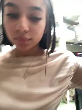 AlyssaRay online show from 02/12/26, 06:14