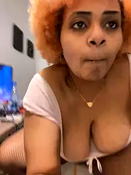 MaRiaSpYce online show from 10/27/25, 01:42