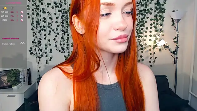 Snapshot of Foxy_blush chatting on 10/26/25, 07:09 Foxy blush online show from 10/26/25, 07:09