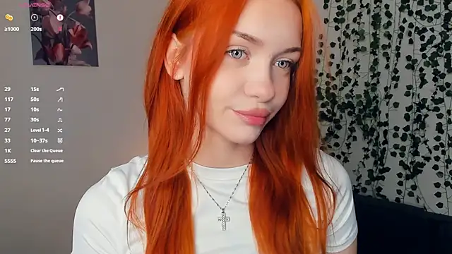 Snapshot of Foxy_blush chatting on 11/22/25, 08:08 Foxy blush online show from 11/22/25, 08:08